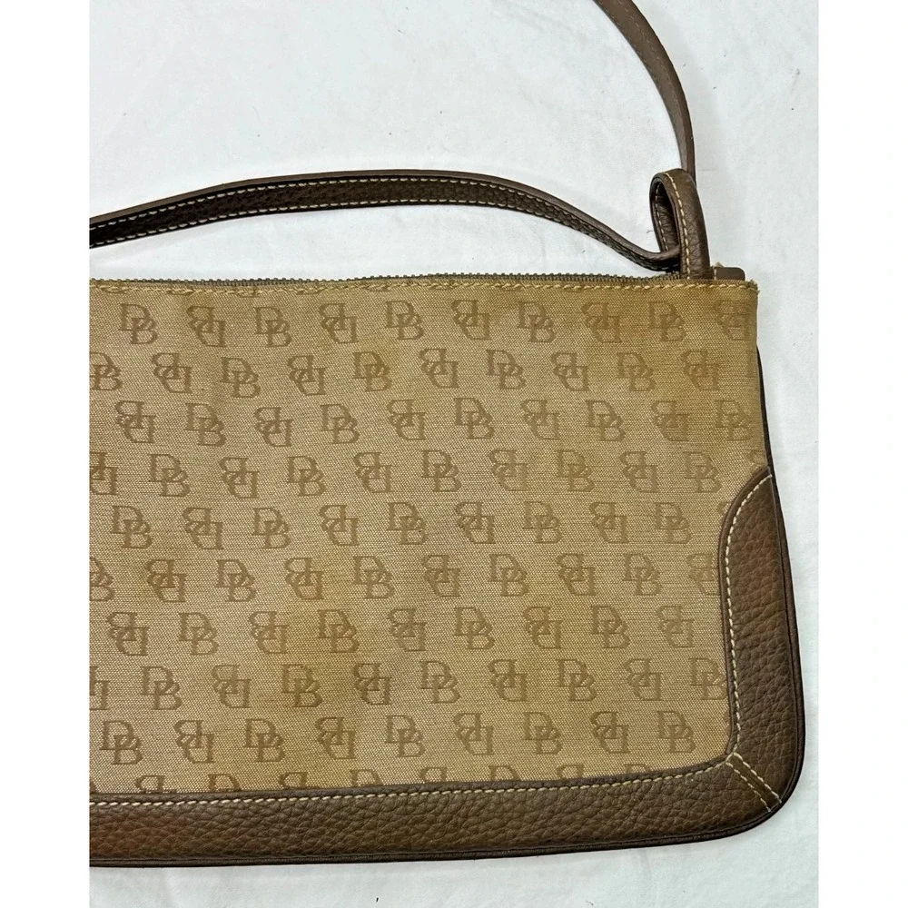 Vtg Dooney Bourke Purse DB Logo Canvas Jacquard Leather‎ Trim Brown Slim